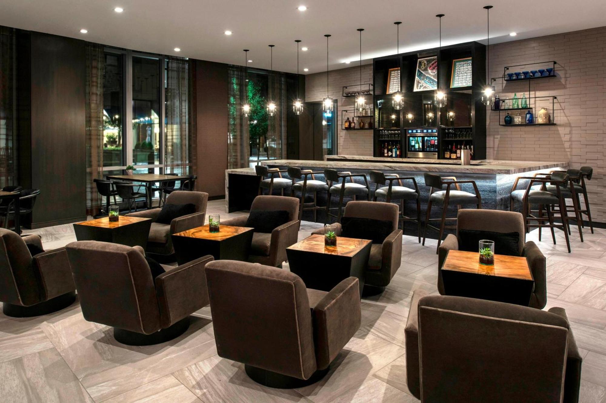 Ac Hotel By Marriott Boston Cleveland Circle Buitenkant foto